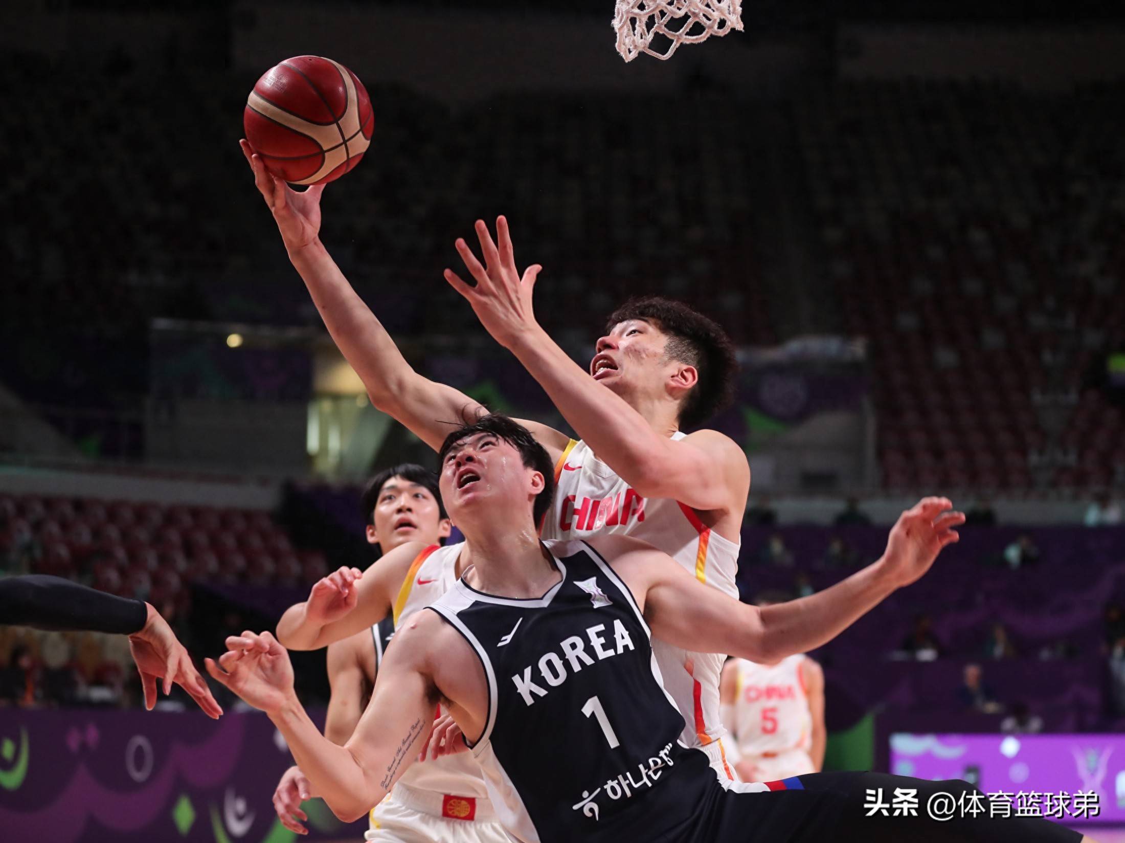 德国男篮轻取日本男篮，杜兰特三分雨点燃全场的简单介绍