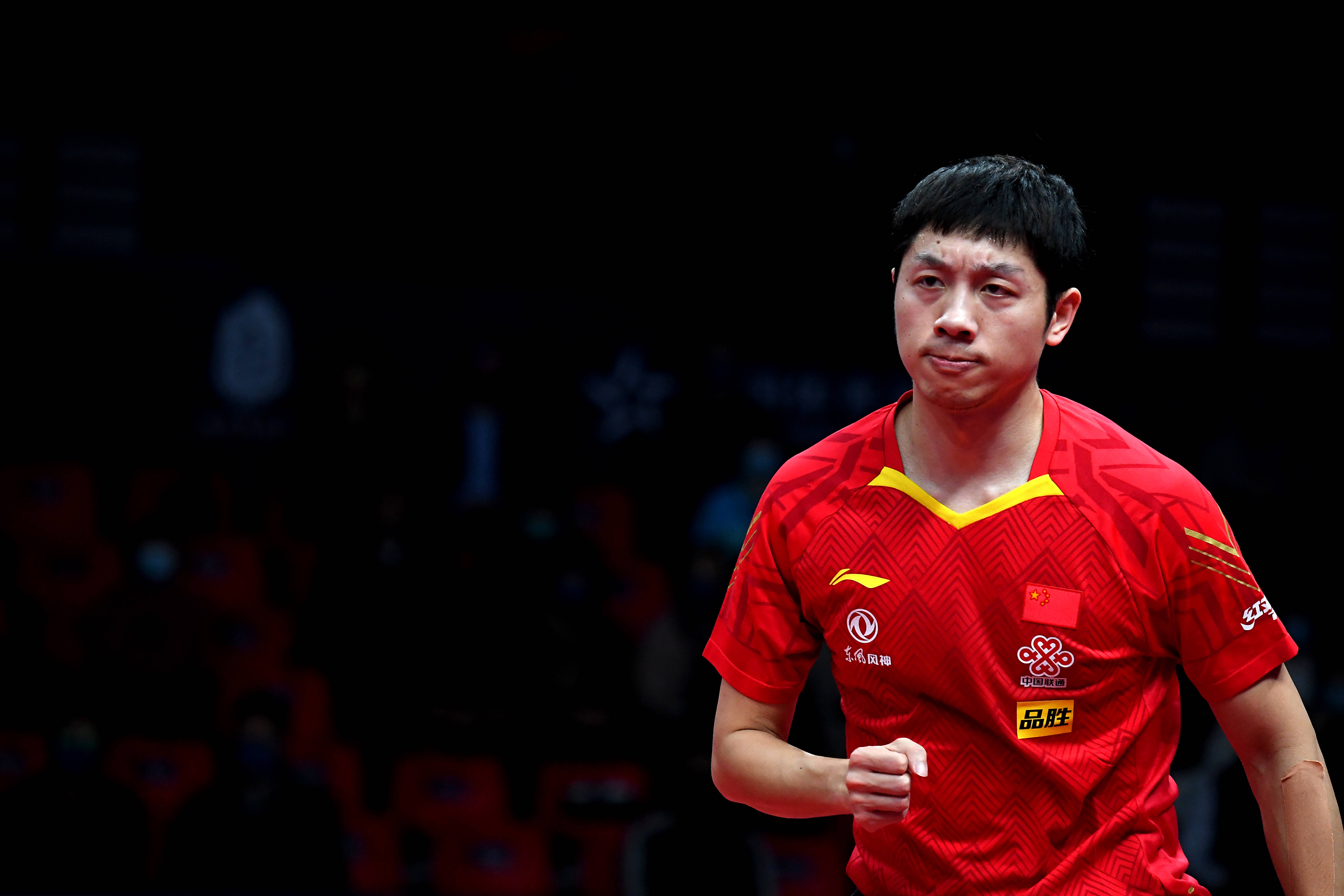 波兰乒乓球队完胜法国乒乓球队，许昕高光表现