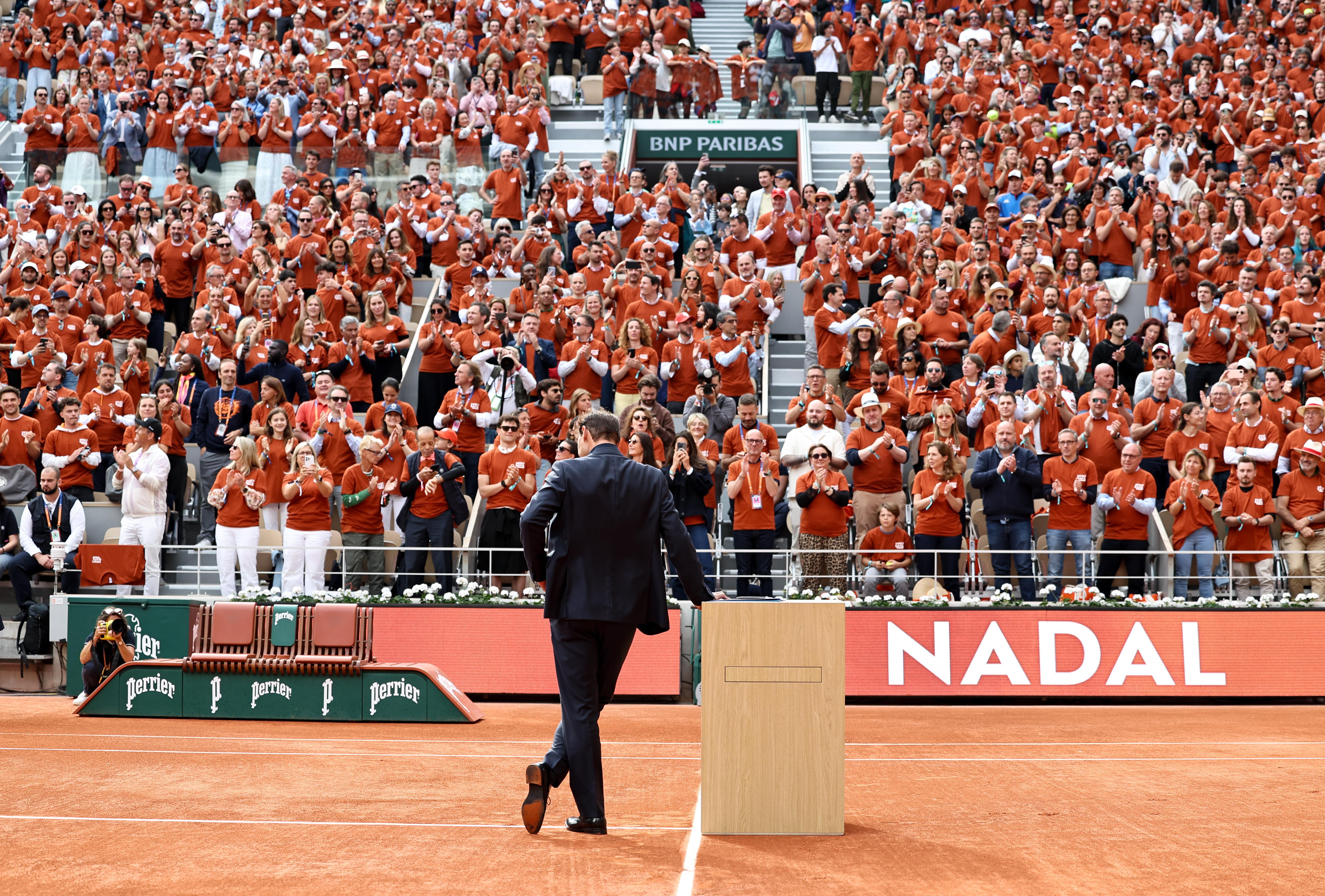 意大利网球队完胜英国网球队，纳达尔送出助攻