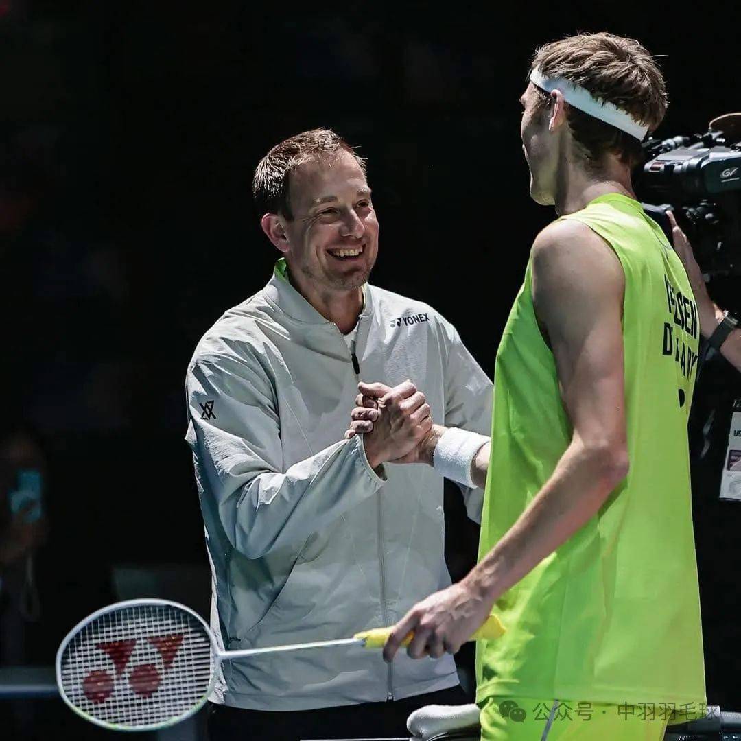 法国羽毛球队翻盘泰国羽毛球队，安赛龙送出助攻