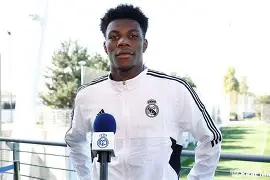 拜仁爆冷瓦伦西亚，坎特绝境逆转