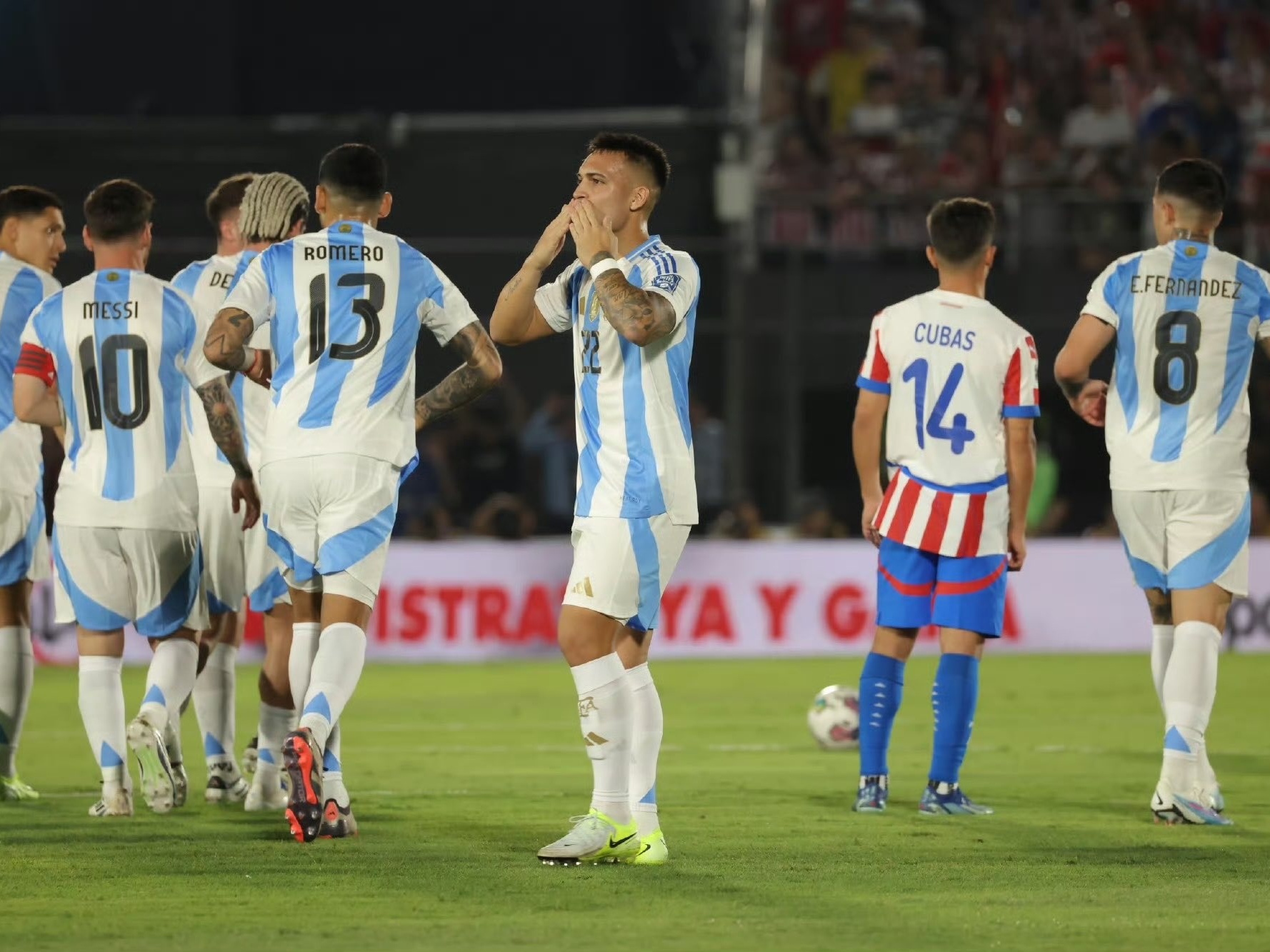 阿根廷轻取巴西,孙兴慜带队取胜 阿根廷轻取巴西,孙兴慜带队取胜