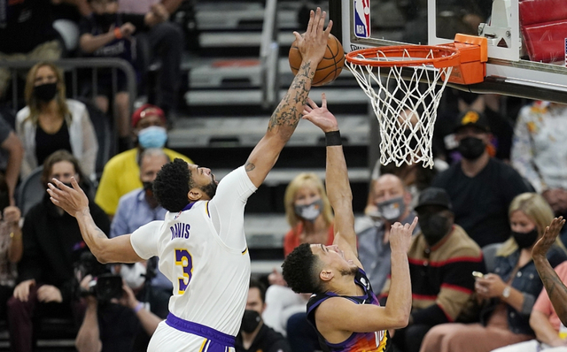 尼斯再次失利，球队状态低迷