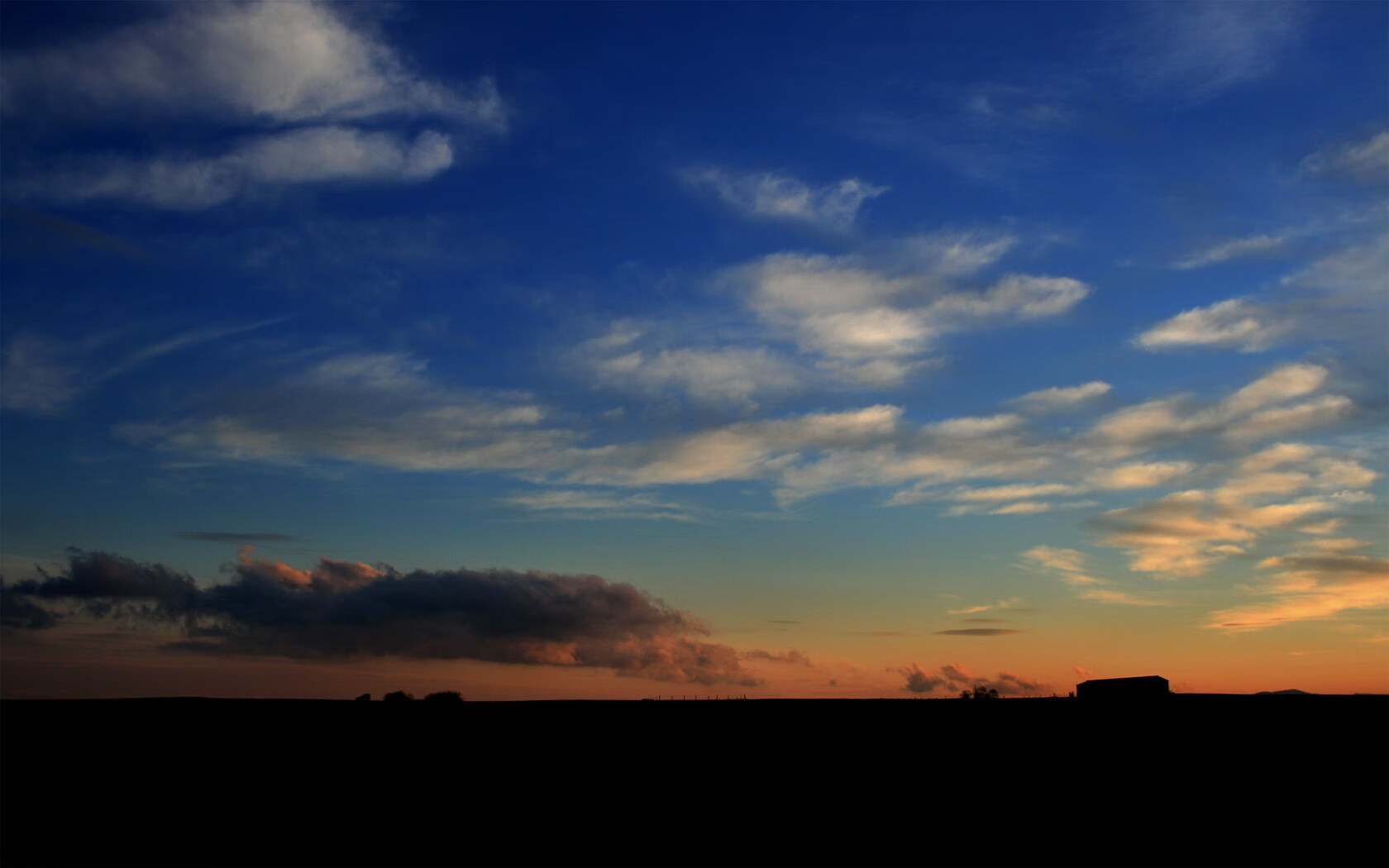 东西方篮球的逆流之战，当步行者跨越大洋对阵新疆