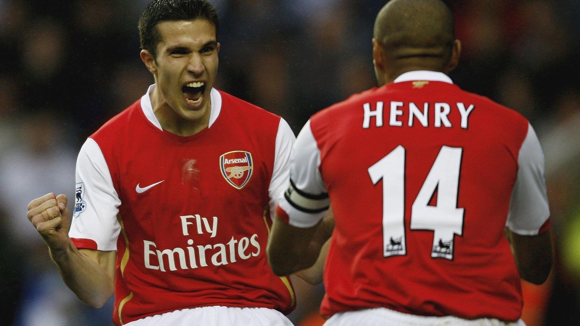 毕尔巴鄂铁骑碾碎南美防线,卢卡库独造三球封神之夜