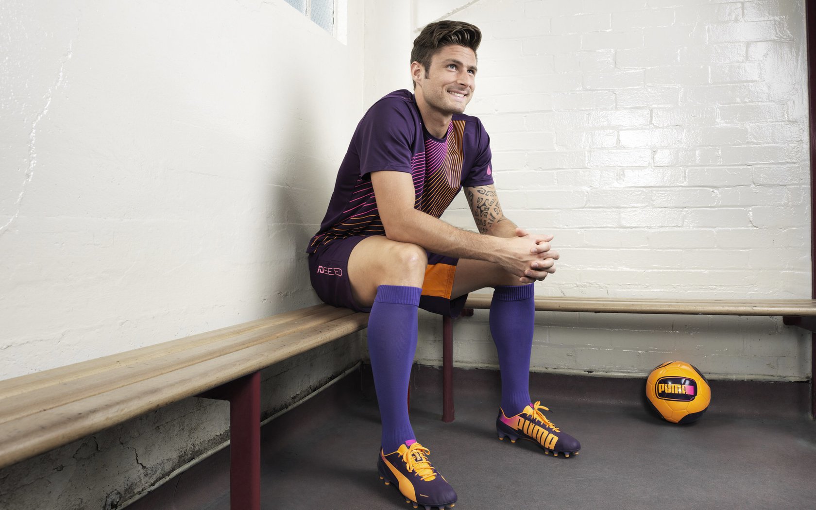 倒下的篮筐，一场从未发生的比赛，与爱德华兹的永恒救赎